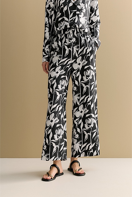 Silk Twill Floral Pull On Pant