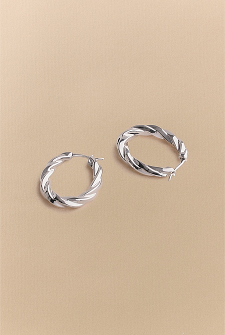 Era Twist Hoop Earrings Era Twist Hoop Earrings