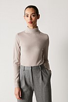 Merino Roll Neck Knit
