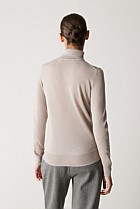 Merino Roll Neck Knit