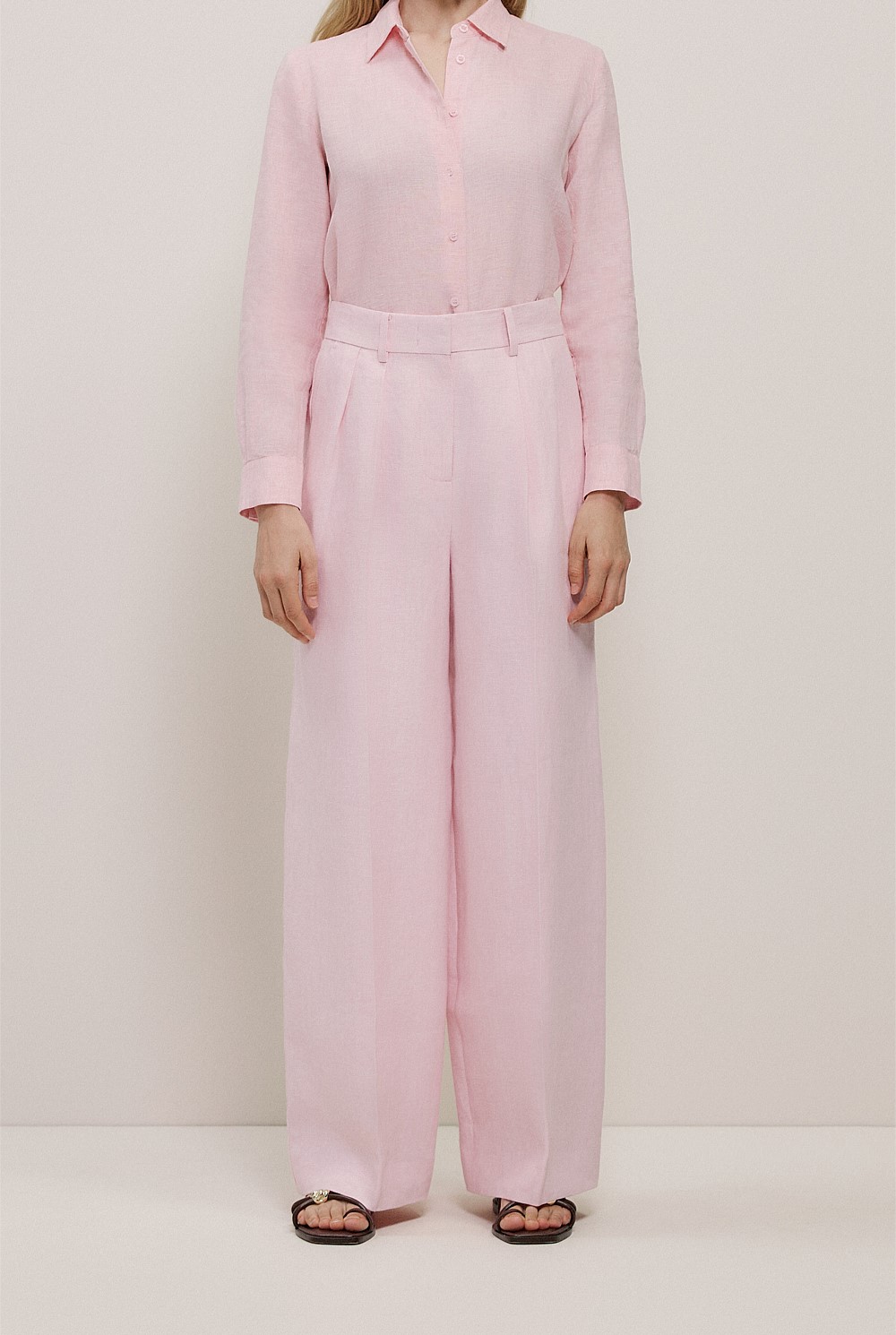 Linen Herringbone Pleat Front Pant