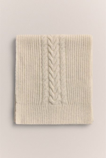 Merino Cable Knit Scarf