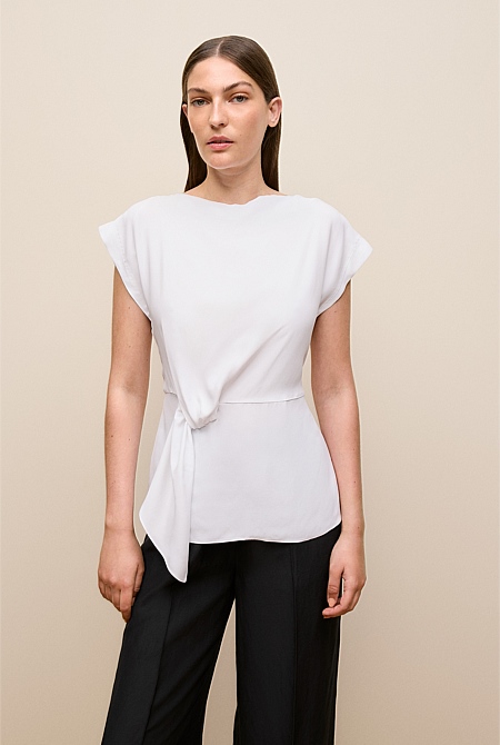 Twist Front Top