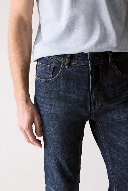 Regular Mid Wash Jean