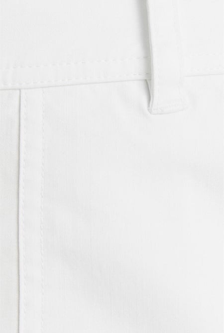 White Stretch Cotton Cuffed Short - WOMEN Shorts | Trenery