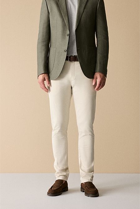 Slim Chino Pant