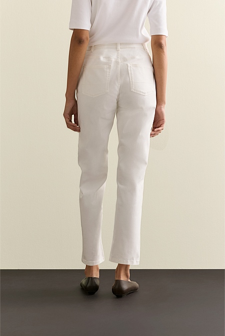 Modern Sateen Straight Leg Jean