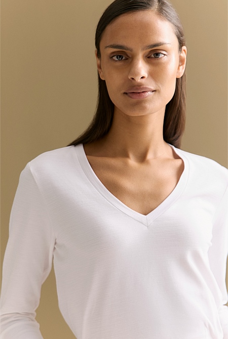 Cotton V Neck Long Sleeved T-shirt