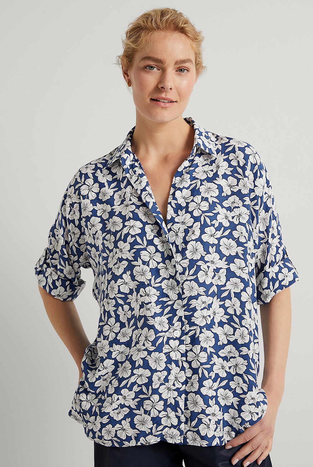 Stencil Floral Relaxed Tab Sleeve Shirt