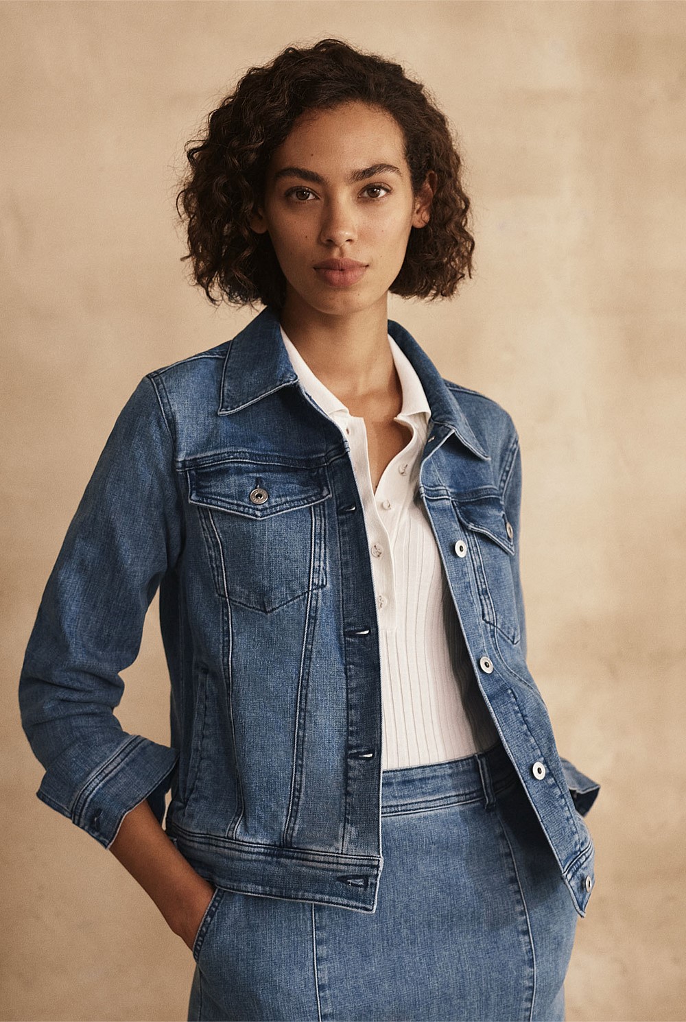 Classic Pocket Stretch Denim Jacket