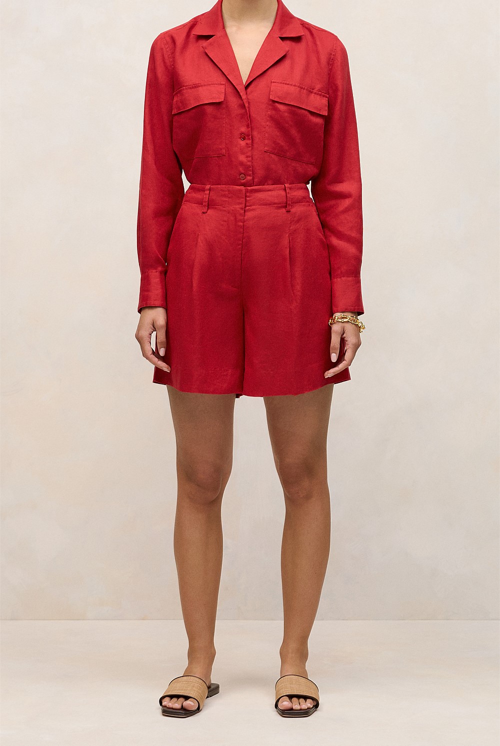 Linen Tailored Short