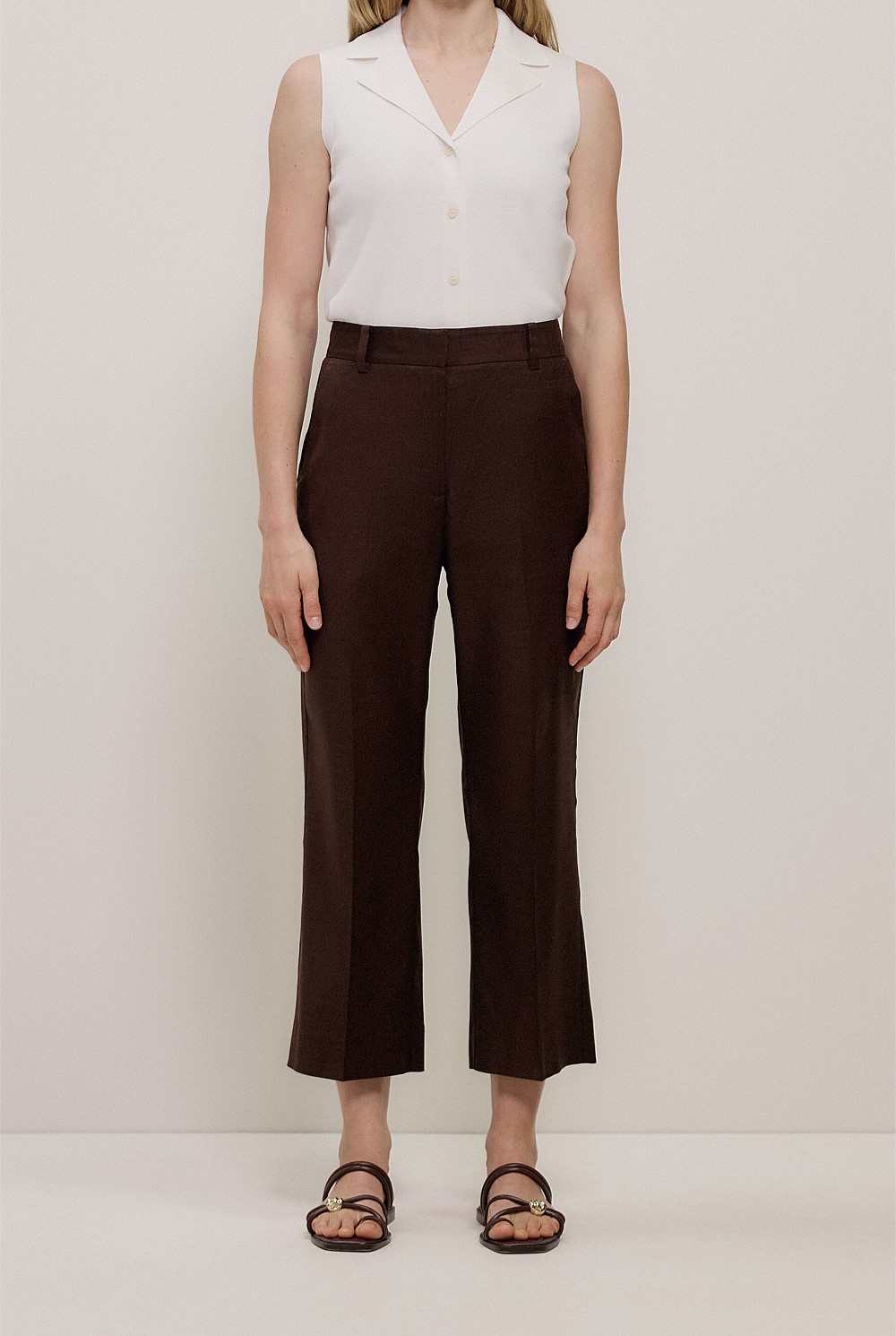 Stretch Linen Blend Cropped Pant