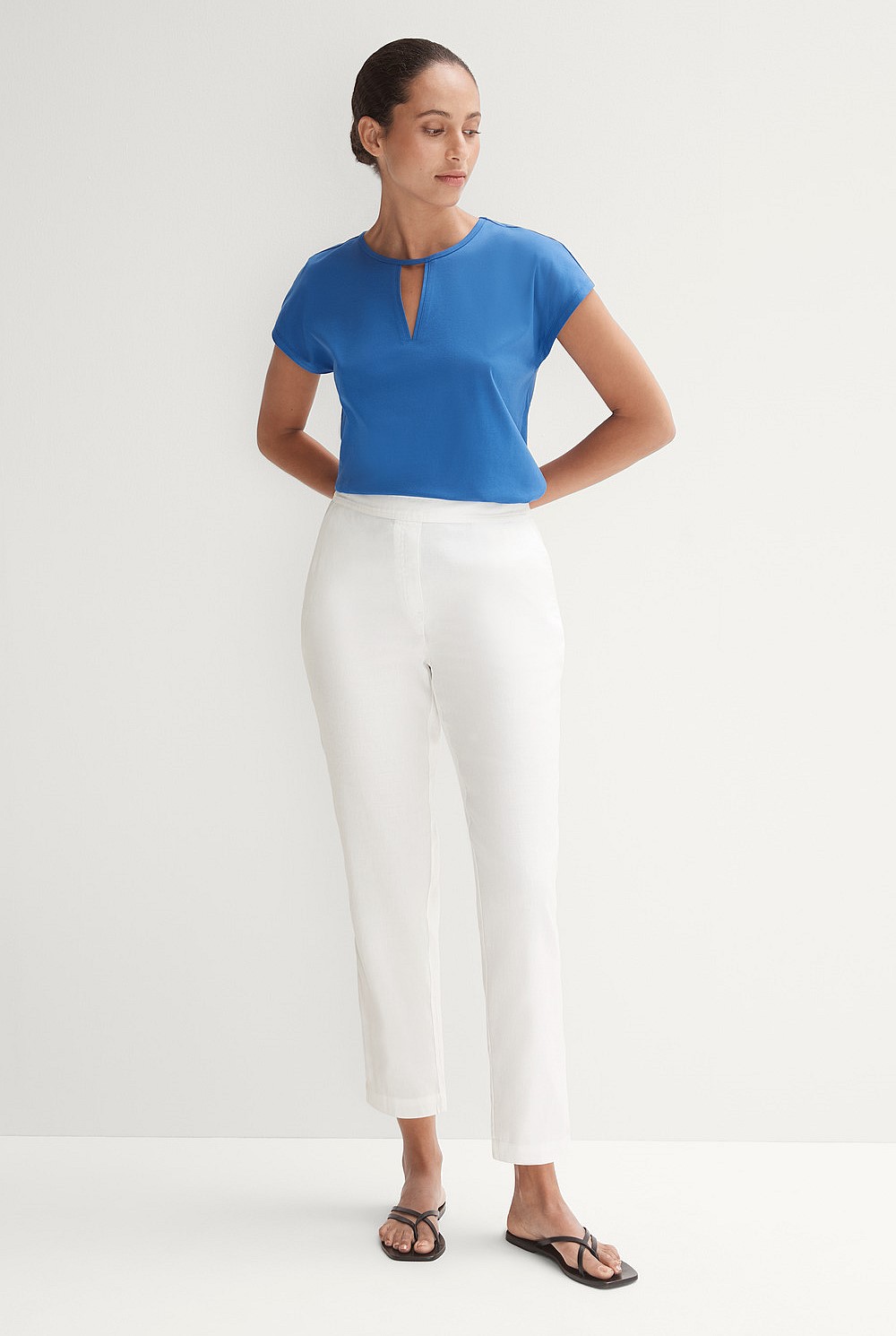Stretch Linen Pull On Pant