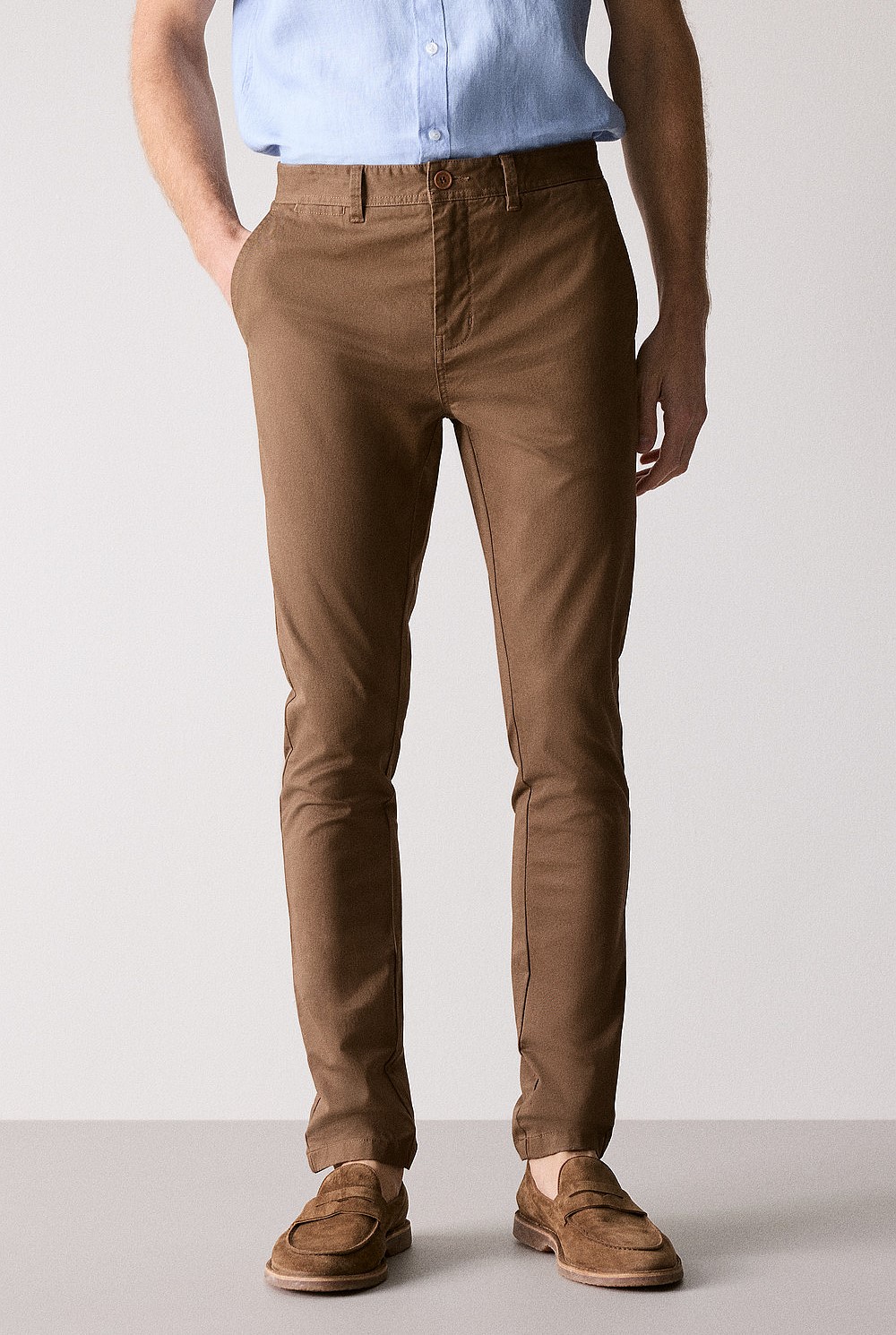 Slim Chino Pant