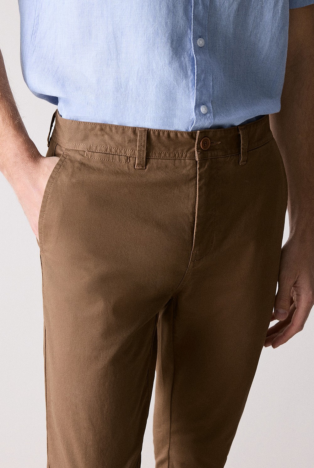 Slim Chino Pant