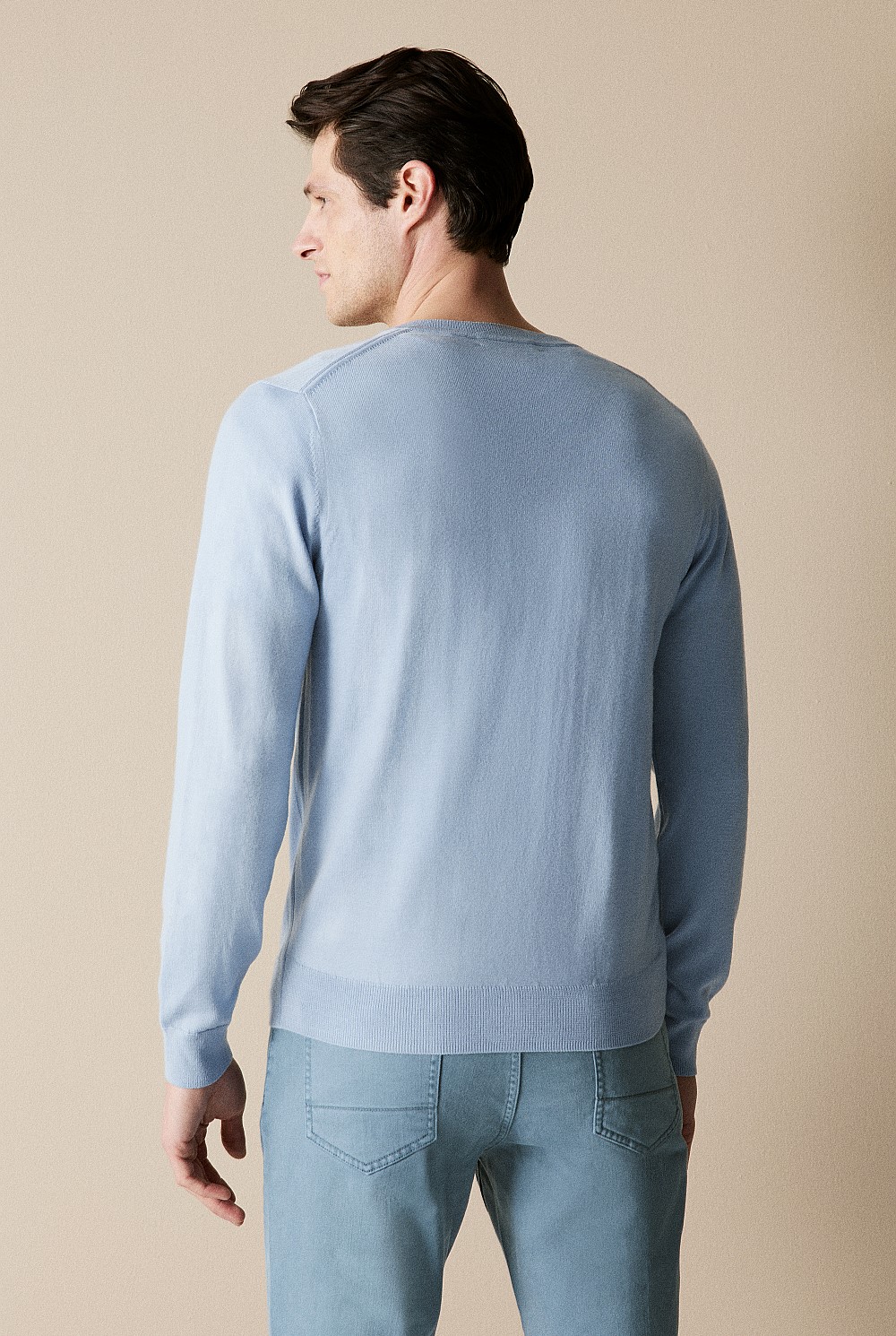 Merino V Neck Knit