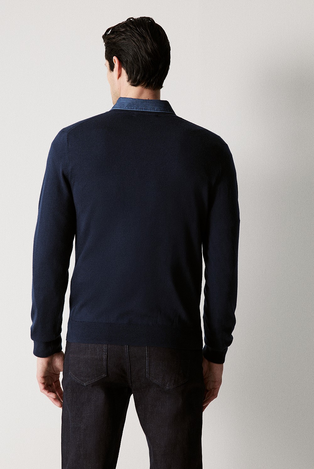 Merino V Neck Knit