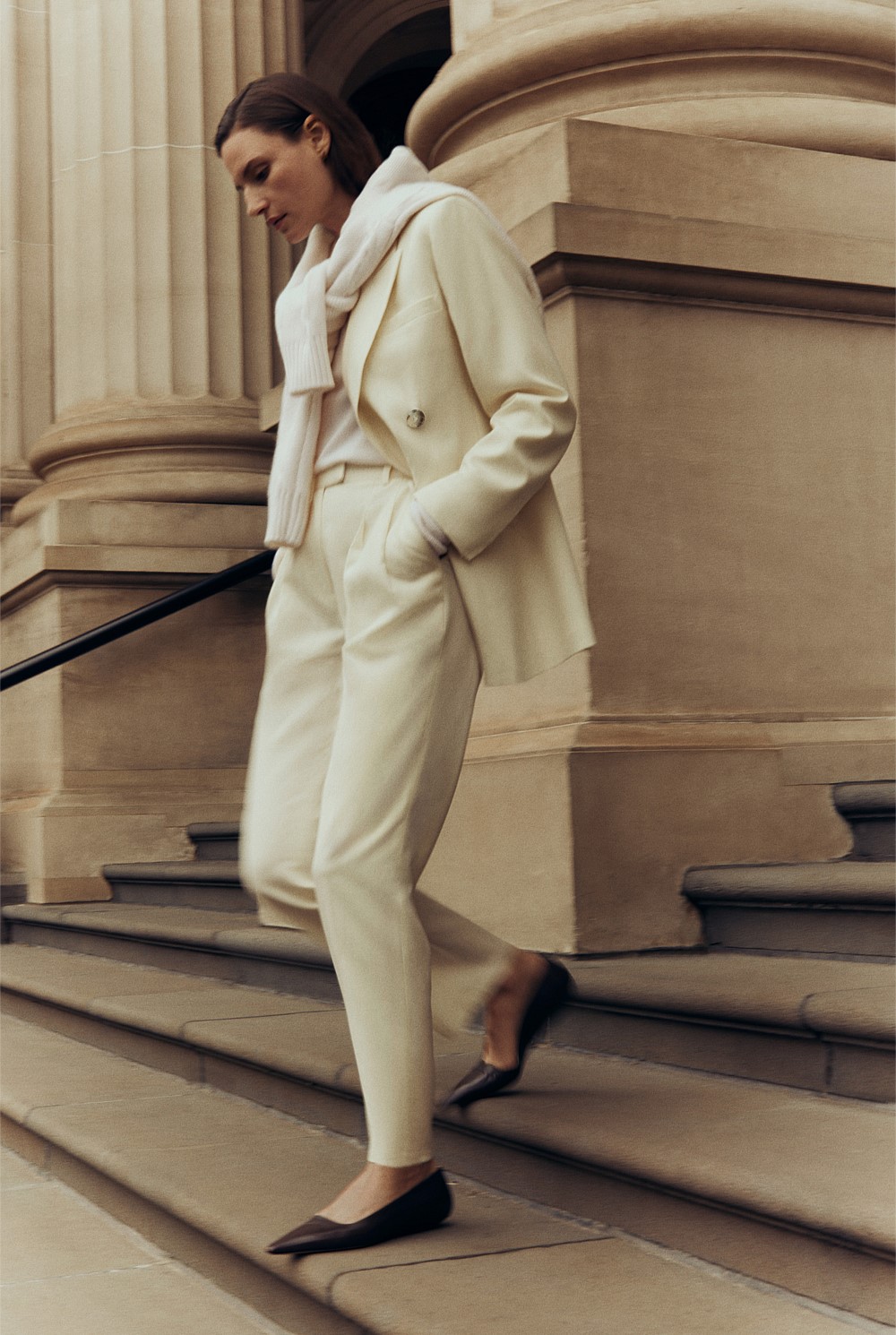 Stretch Wool Pleat Front Pant