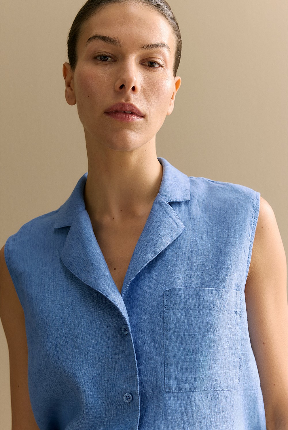 Delave Linen Sleeveless Shirt