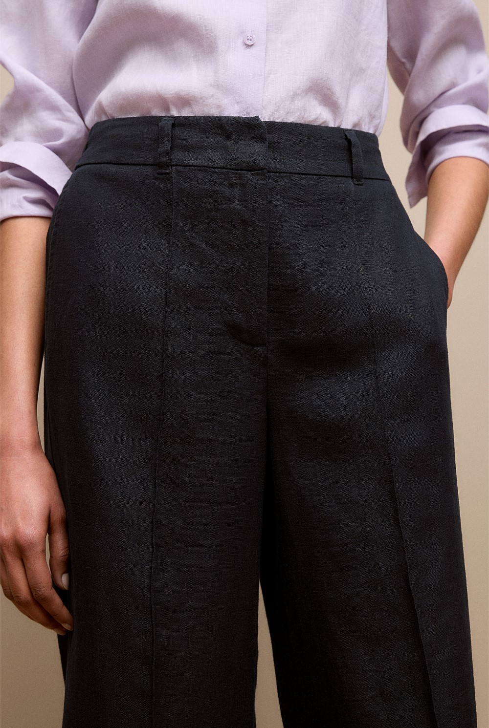 Linen Pintucked Pant