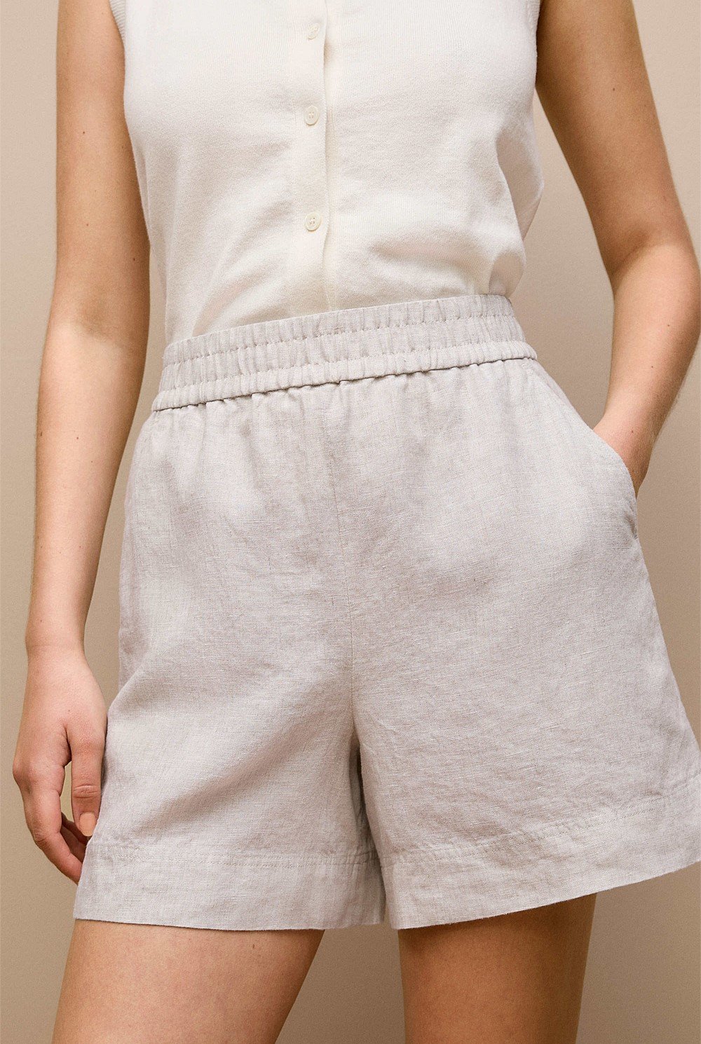 Yarn Dyed Linen Pull On Short