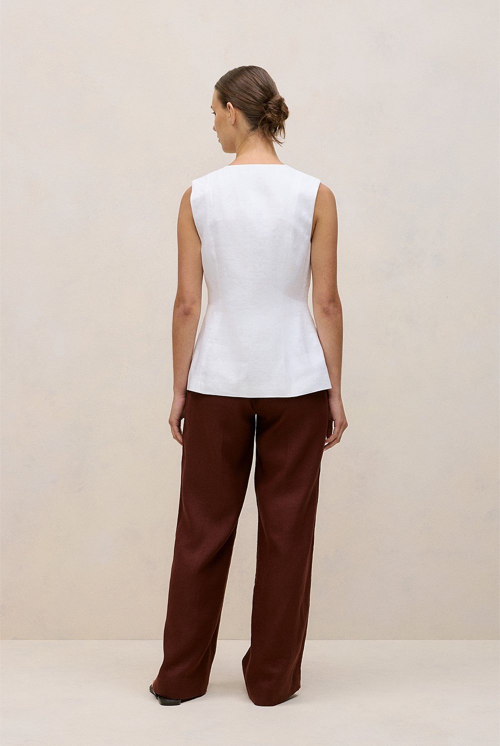 Linen Collarless Button Through Vest