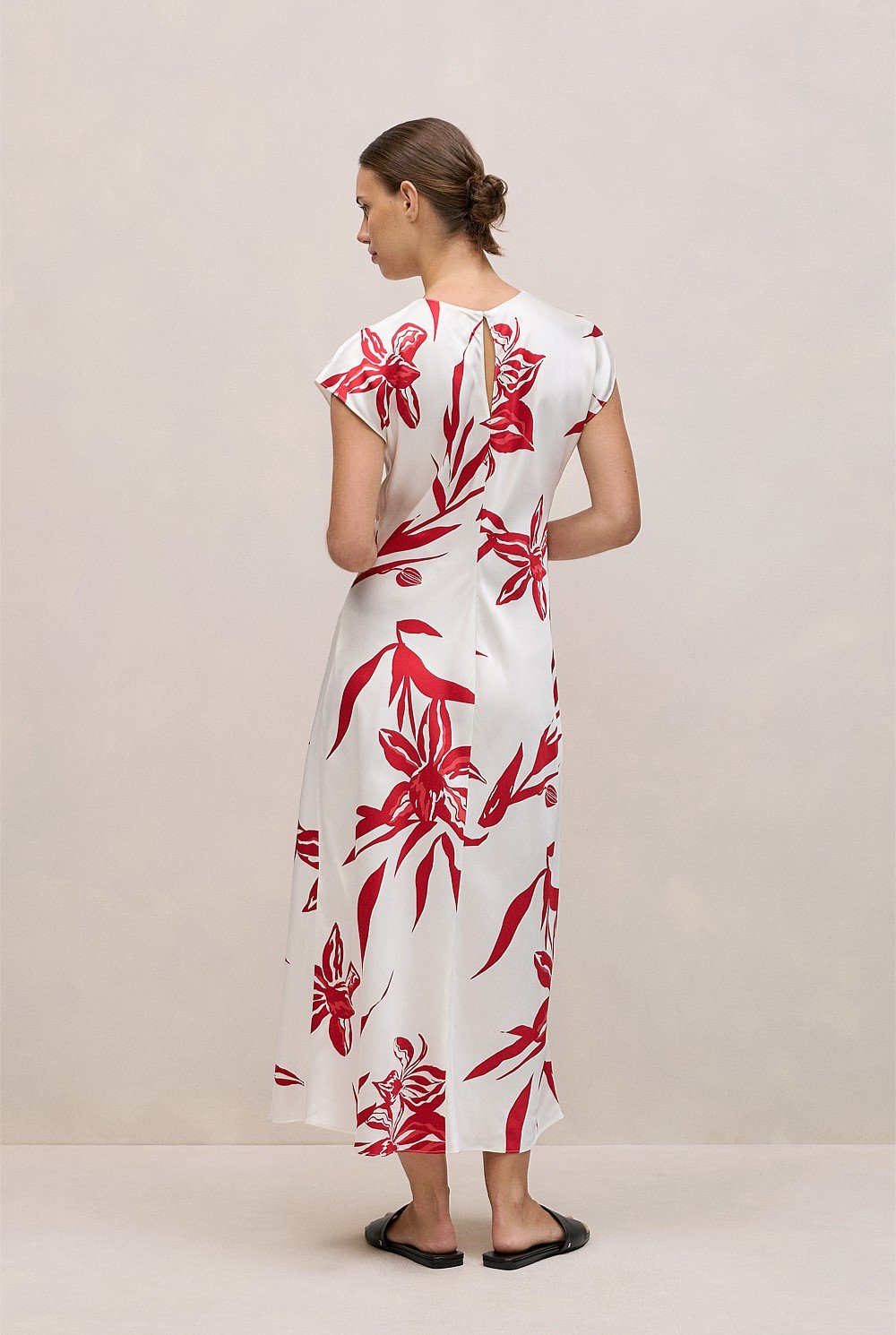 Wild Iris Twist Front Column Dress