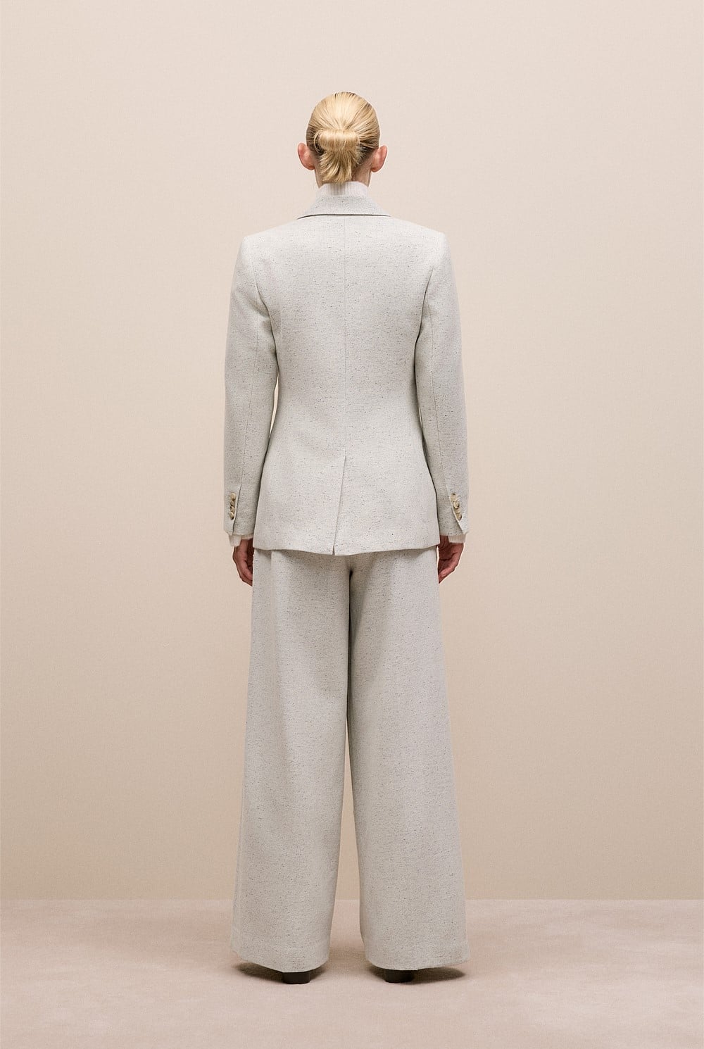 Italian Wool Blend Single Breasted Blazer
