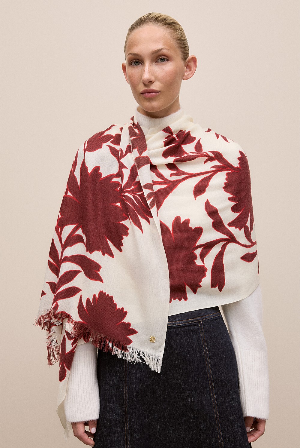 Roselle Fine Wool Scarf