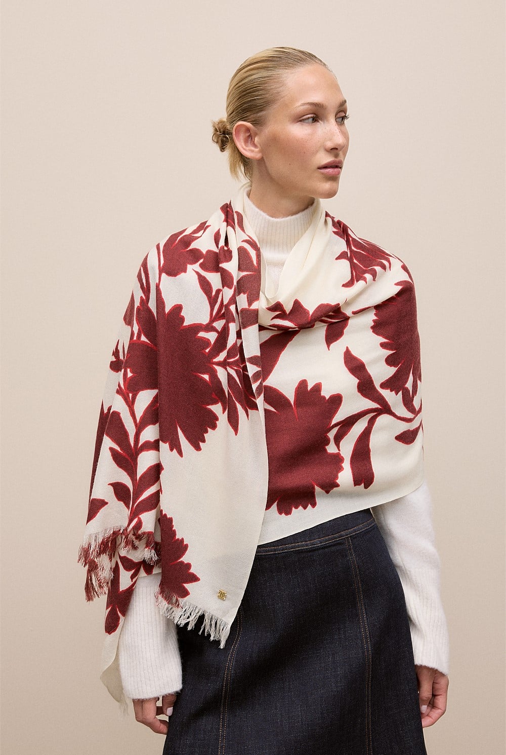Roselle Fine Wool Scarf