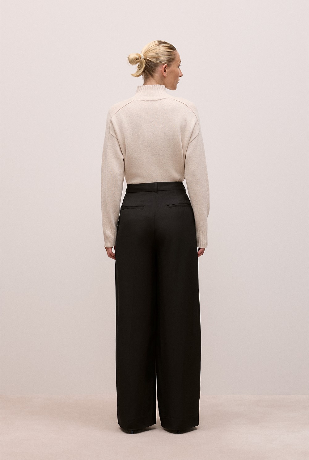 Soft Tailored Pant