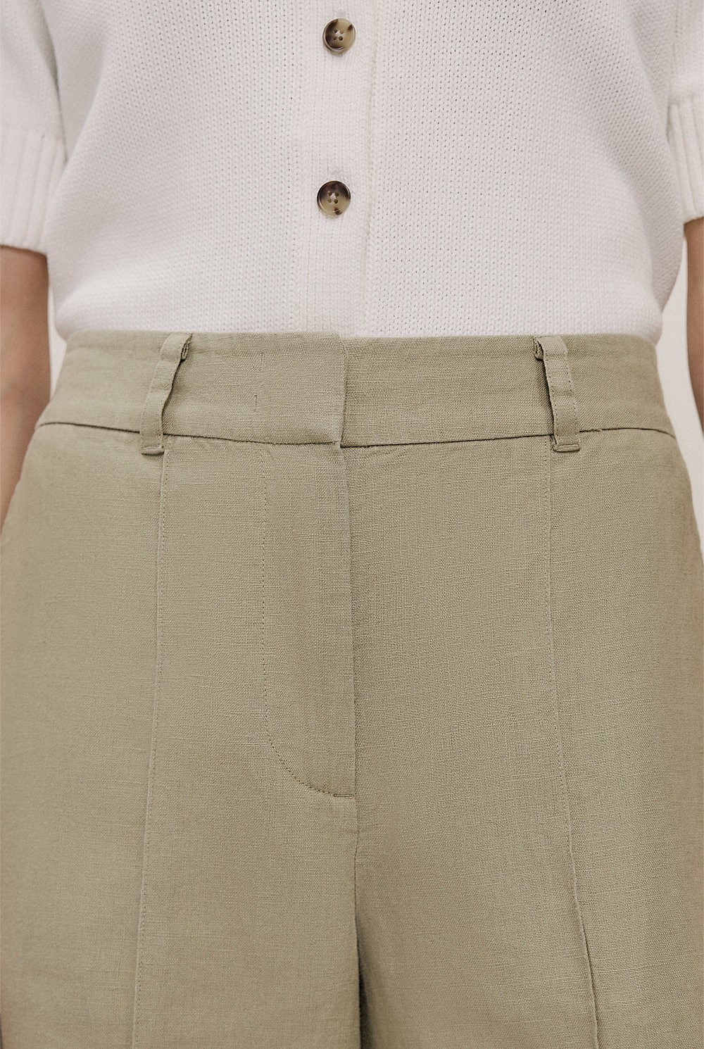 Linen Pintucked Pant