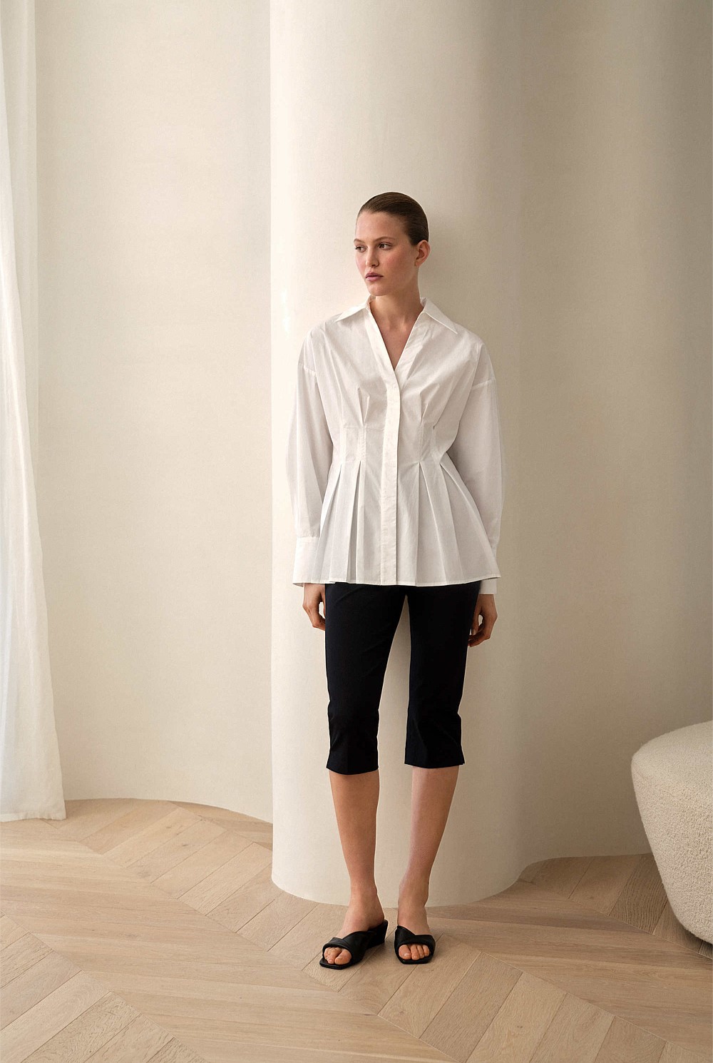 Bi-Stretch Capri Pant