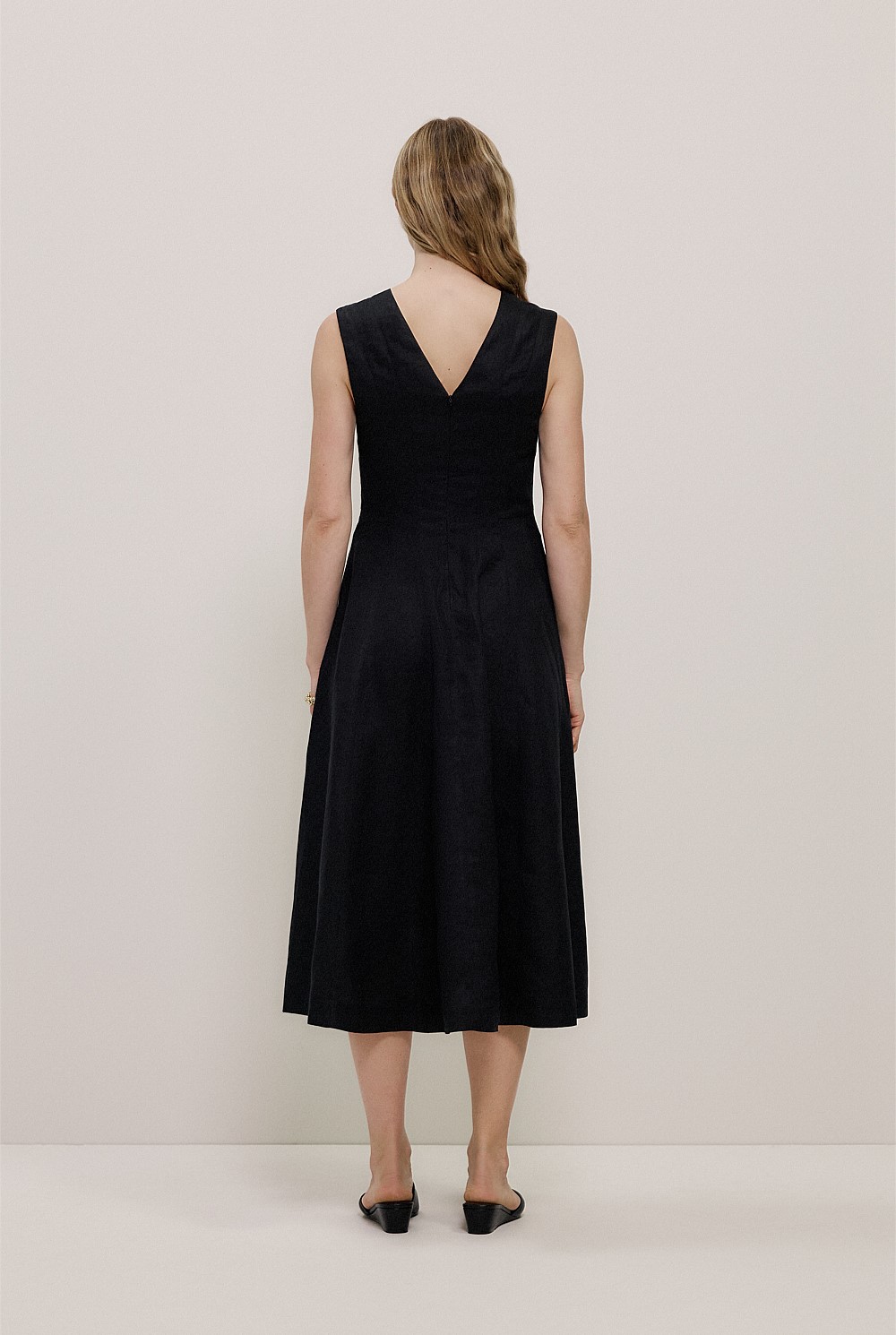 Linen Panel Detail Sleeveless Dress