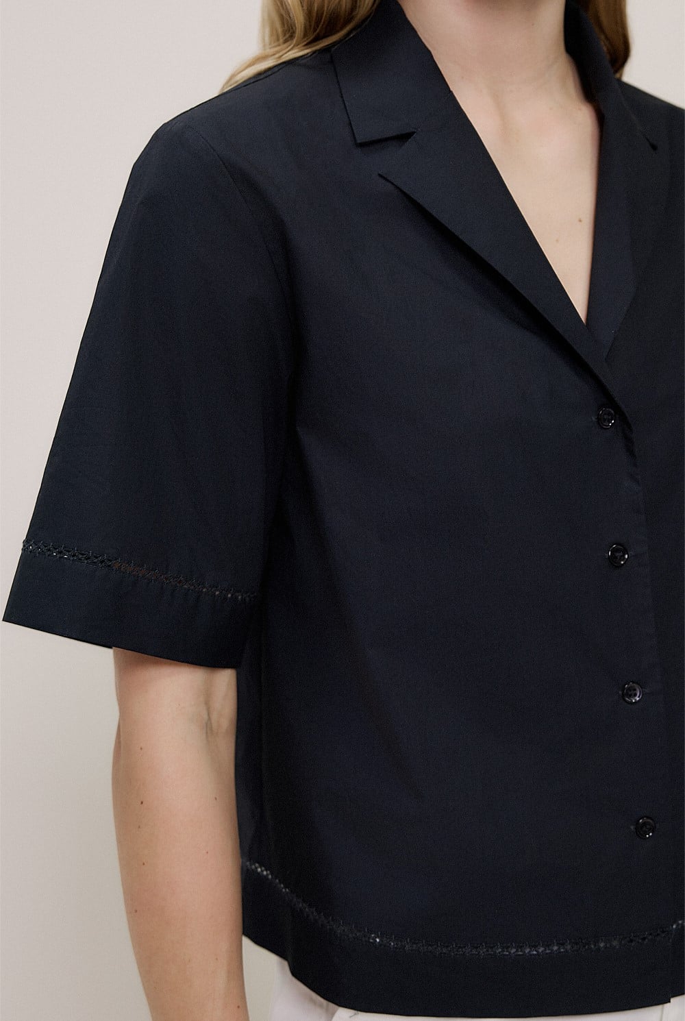 Poplin Lattice Trim Short Sleeve Shirt