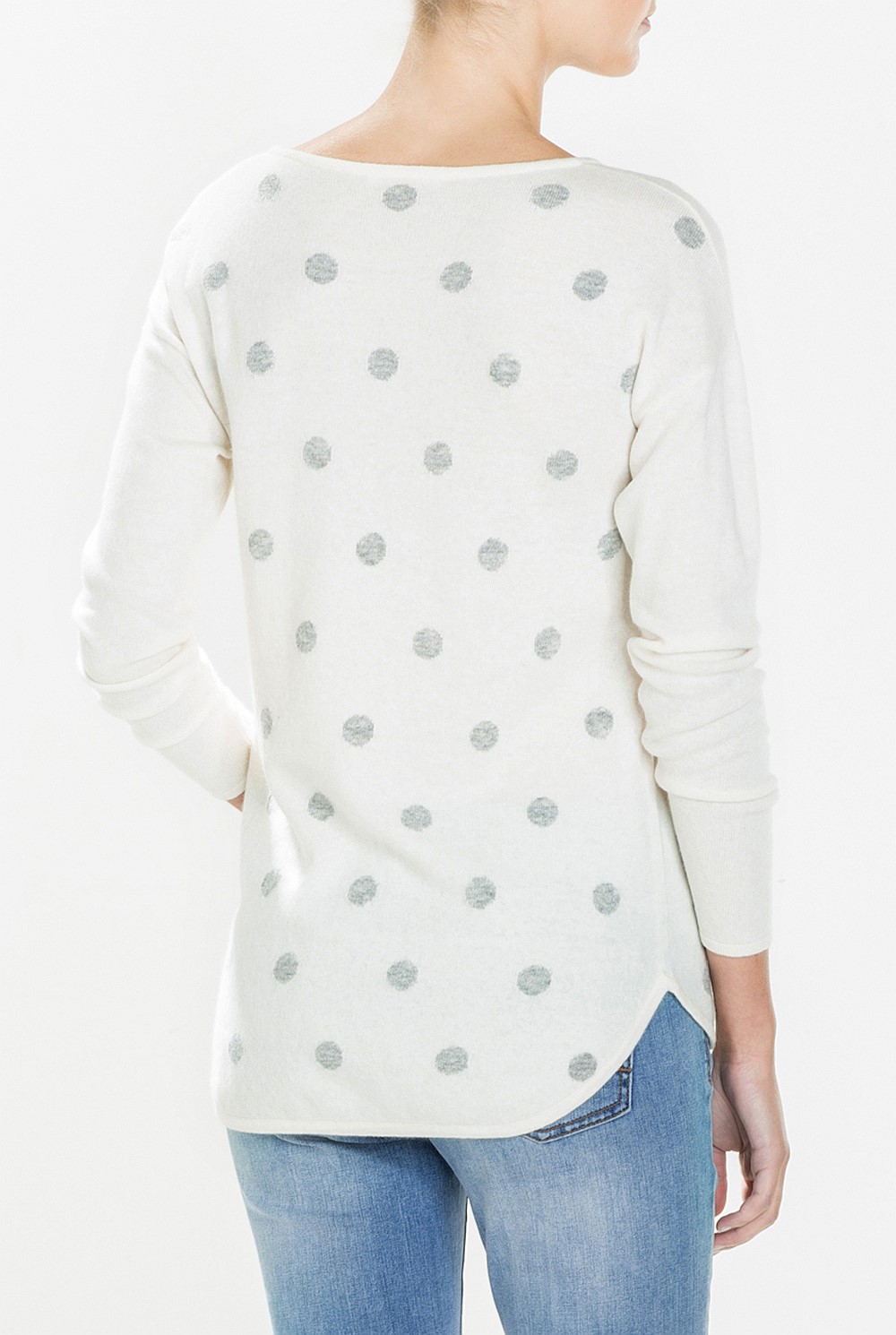 Spotted Curved Hem Knit