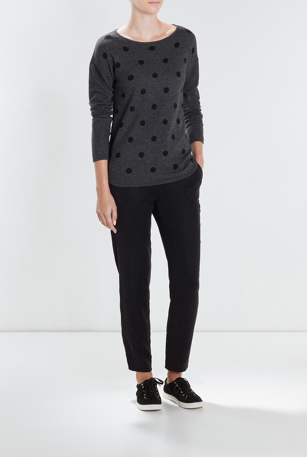 Spotted Curved Hem Knit