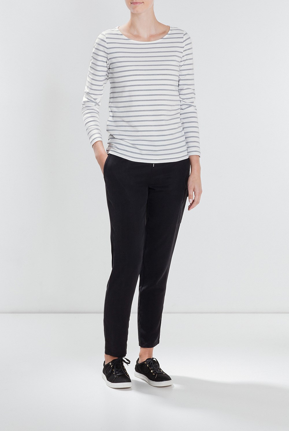 Long Sleeved Fine Striped T-Shirt