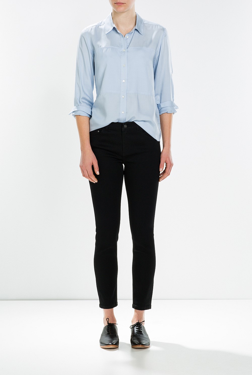 Black Slim Cropped Jean