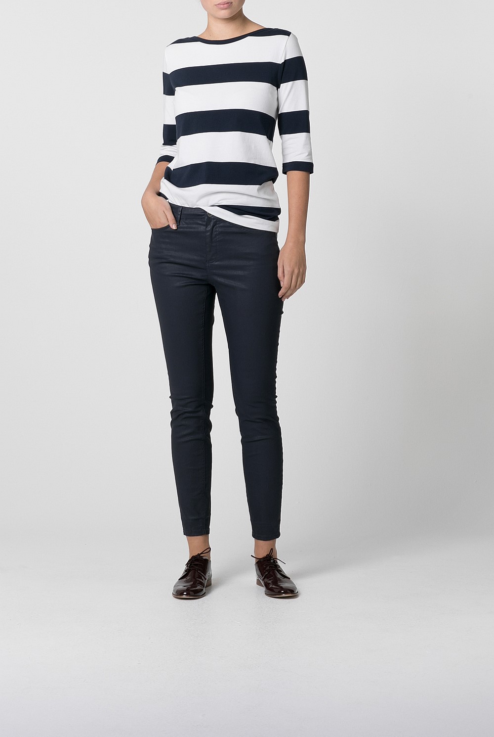 Coated Slim Jean