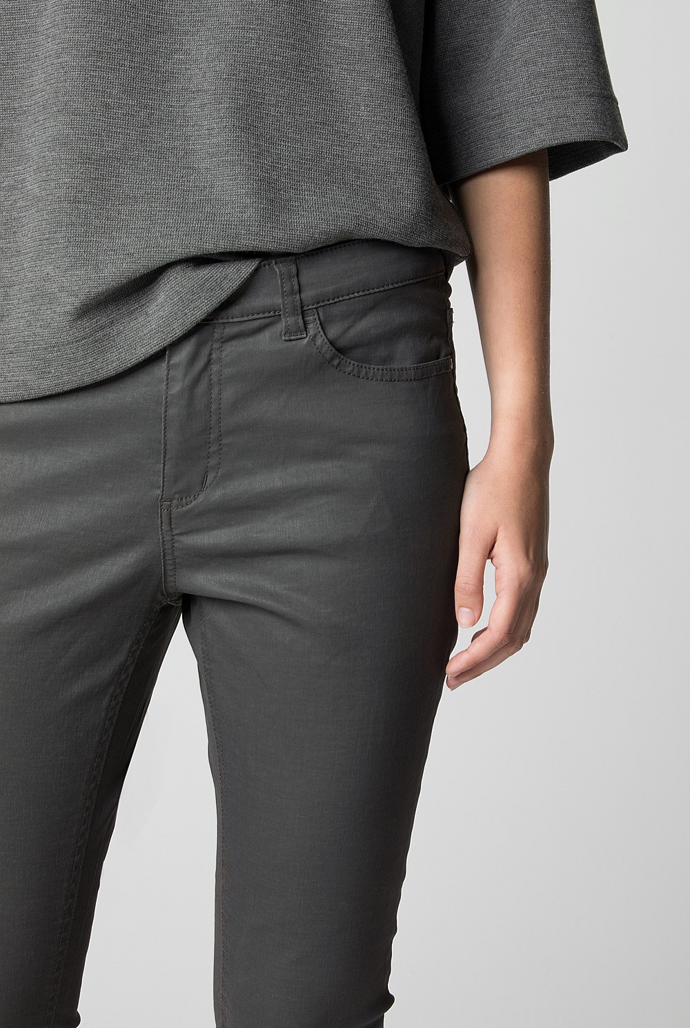 Coated Slim Jean