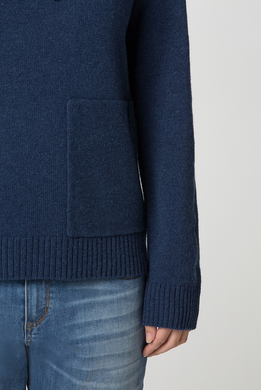 Sporty Merino Wool Roll Neck