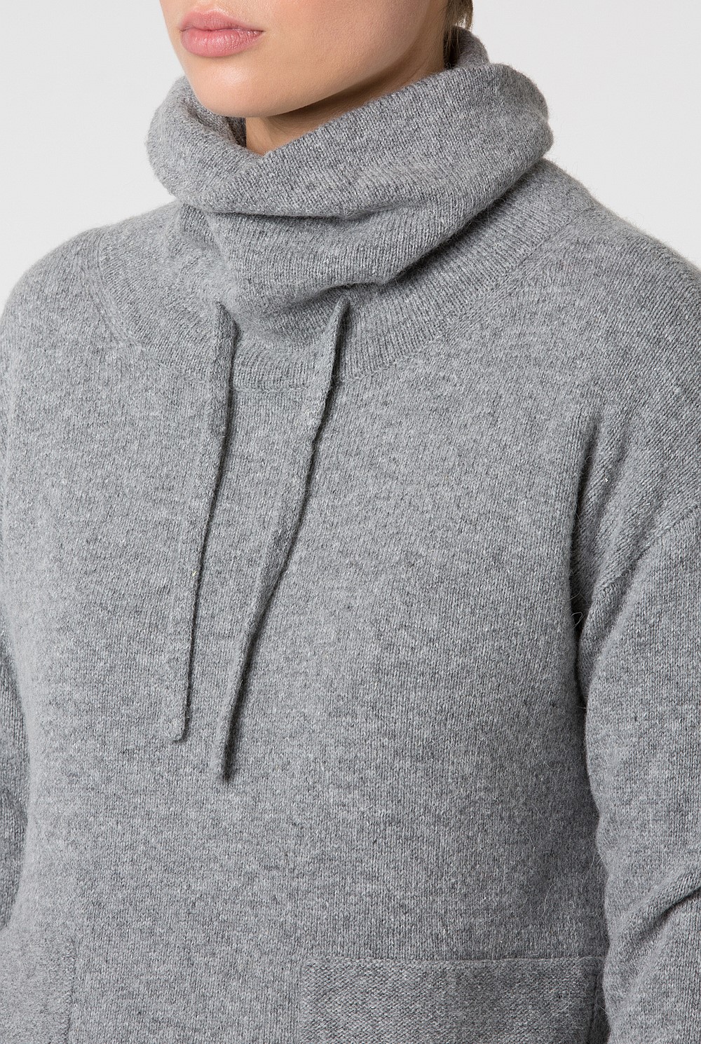 Sporty Merino Wool Roll Neck