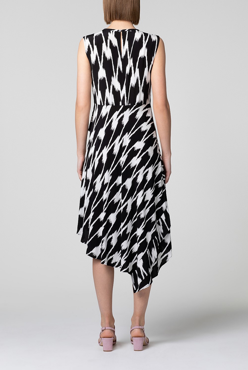 Graphic Print Flounce Dress