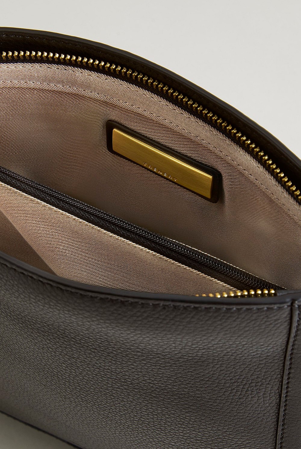 Kerry Leather Sling