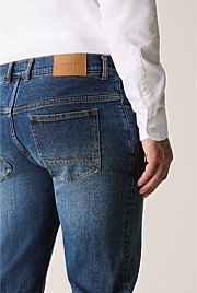 Regular Light Wash Jean